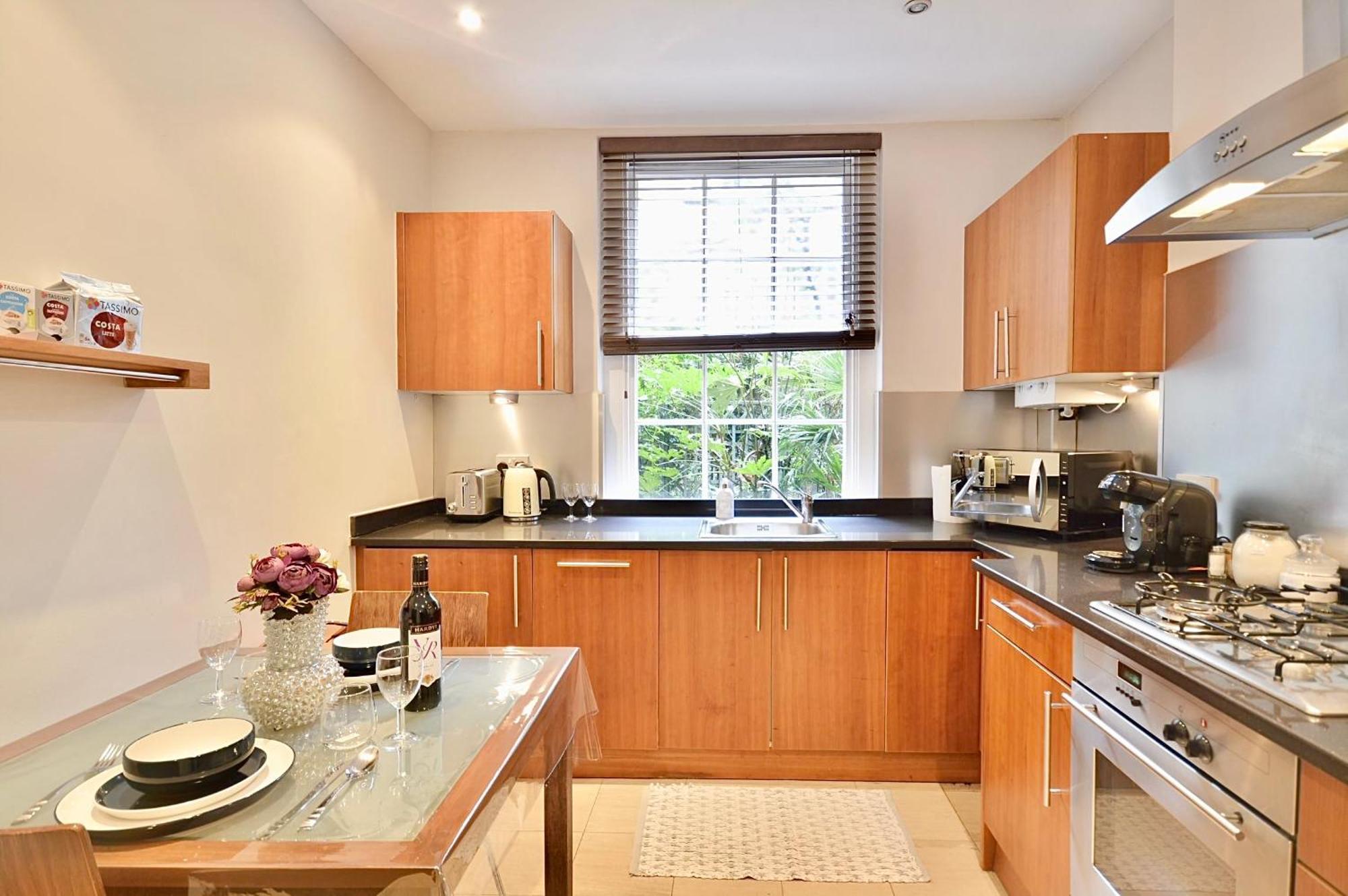 Kensington Apartment, Breakfast, 2 Baths London Exterior photo
